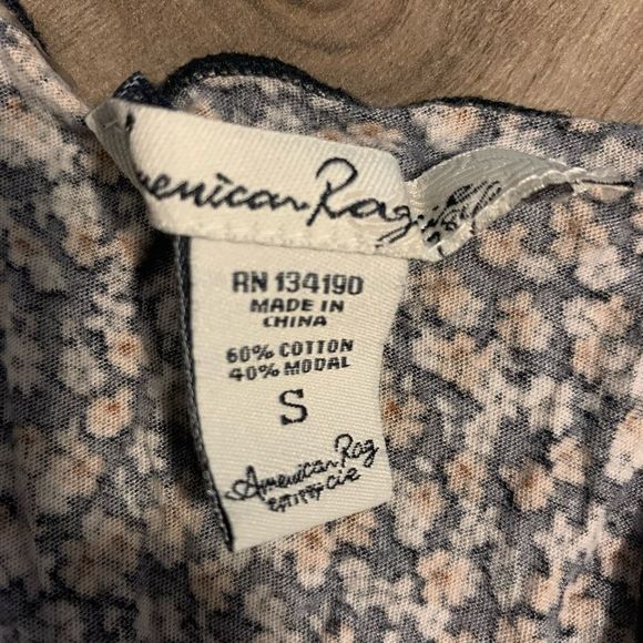 American Rag Floral Raw Hem Tank Top Size Small - Picture 4 of 5